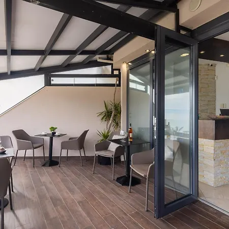Apartment Epetium Luxury